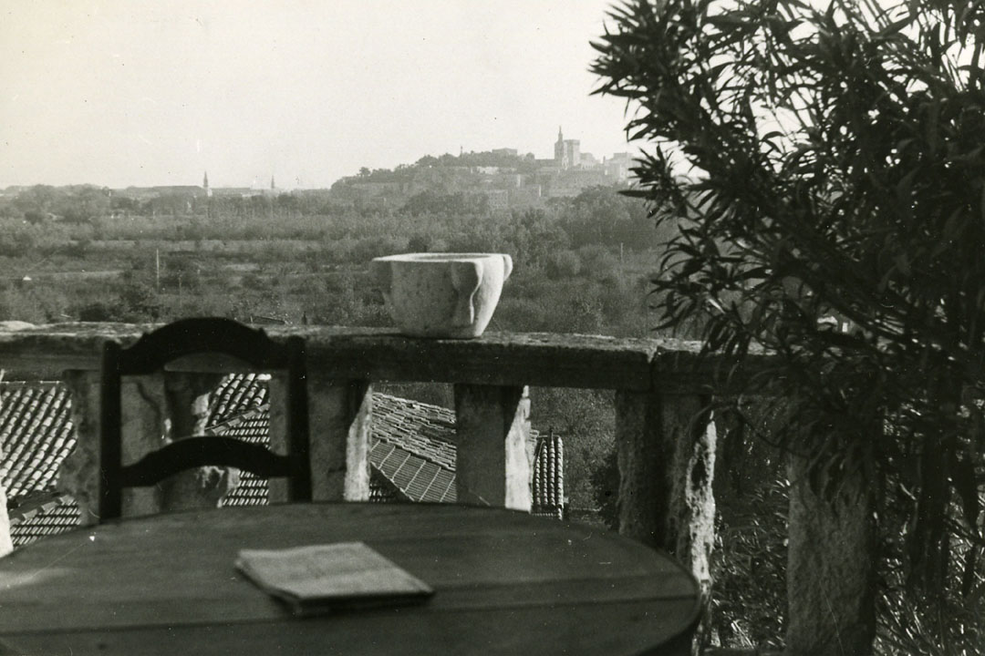 the terrasse of Villeneuve